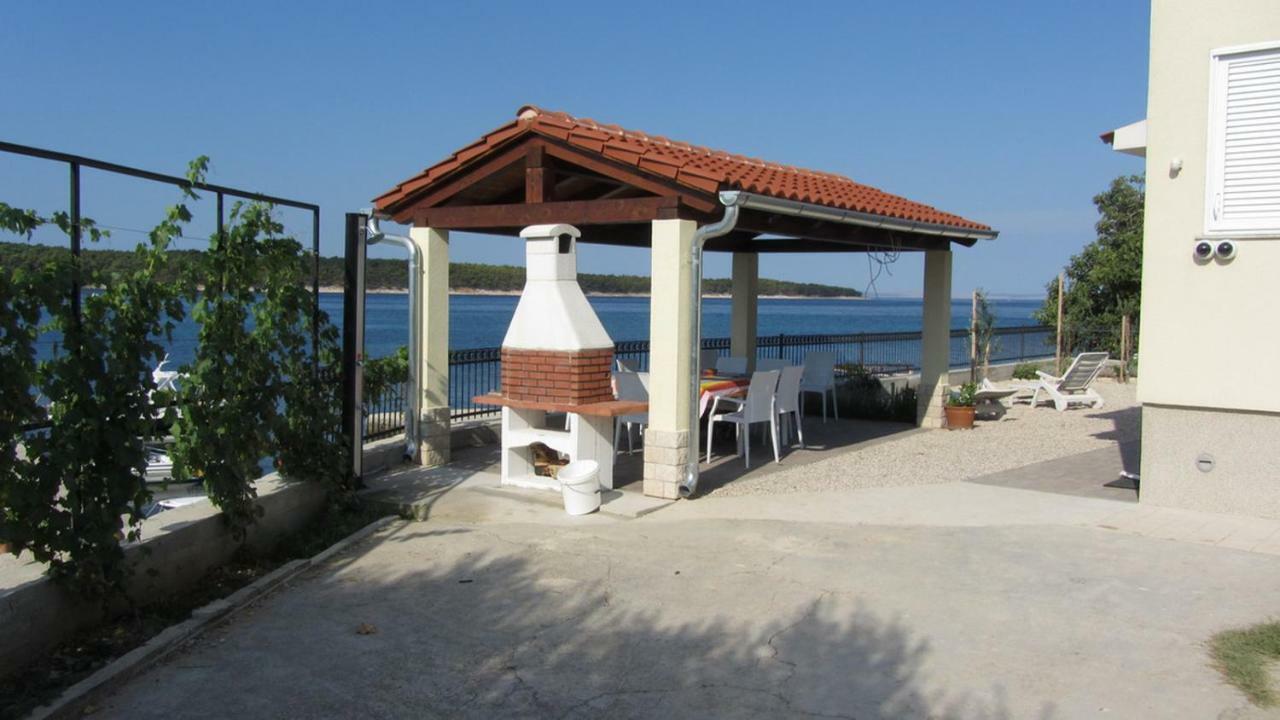 Villa Riva Barbat na Rabu Exterior photo